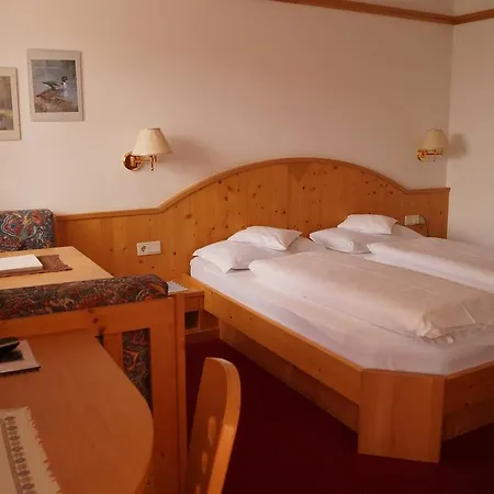 Hotel Laurin 3*